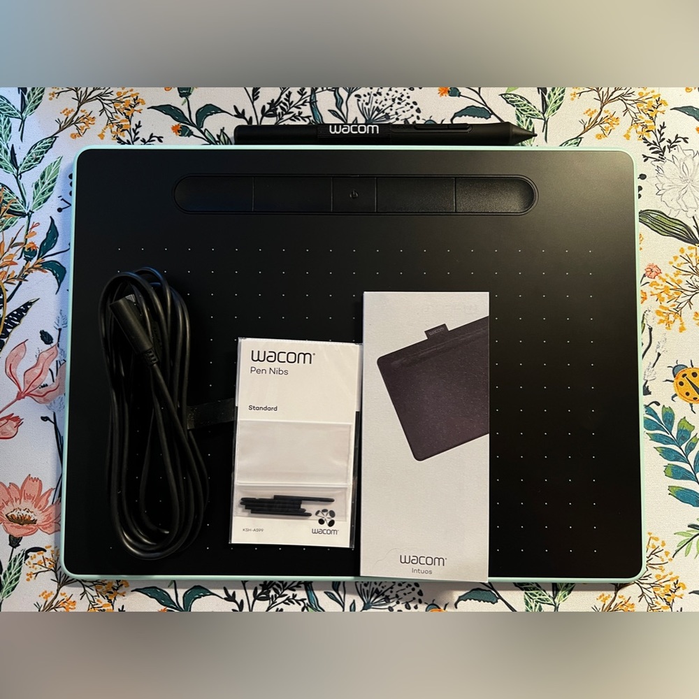 Wacom Intuos M - Pistachio